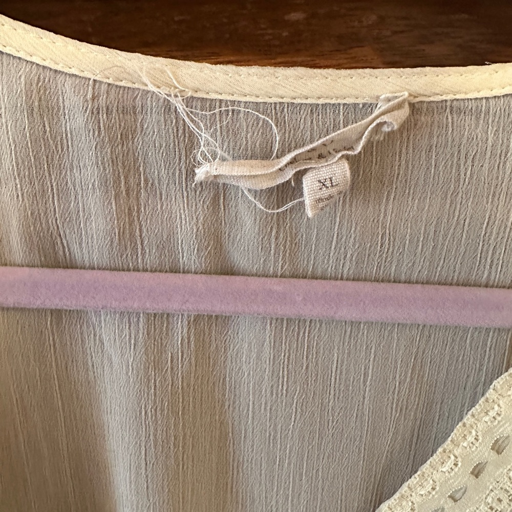 Elegant Cream Women's Top - Picture 3 of 3